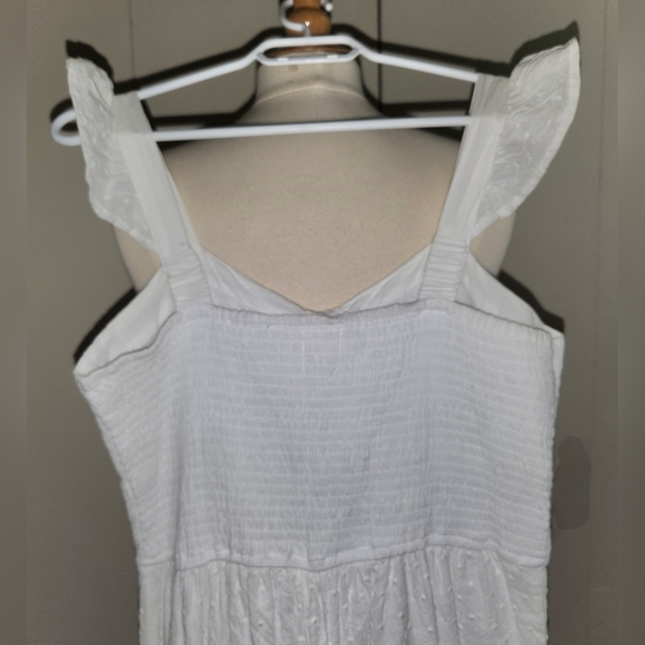 japna white eyelet ruffle sleeve jumpsuit - size large - Picture 3 of 9
